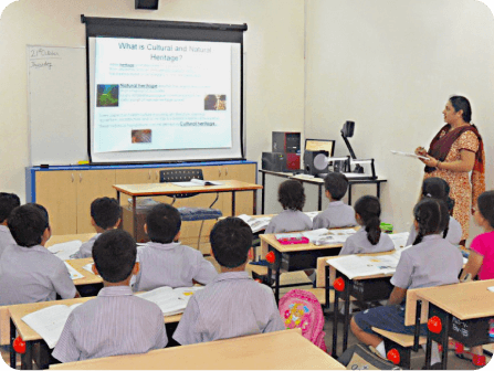 Seamless Learning in a Connected Digital World